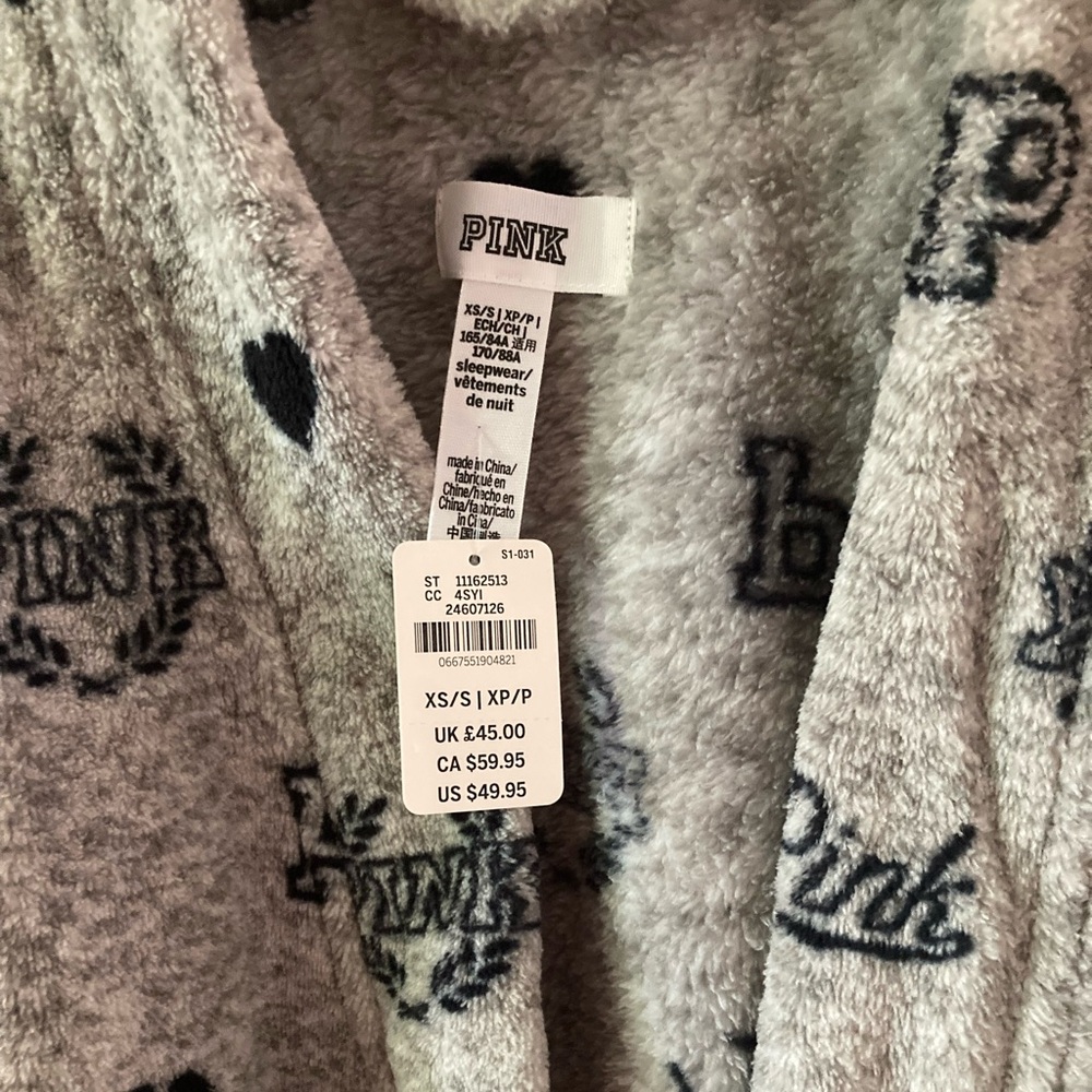 PINK Victoria's Secret Gray Robe - Picture 2 of 5